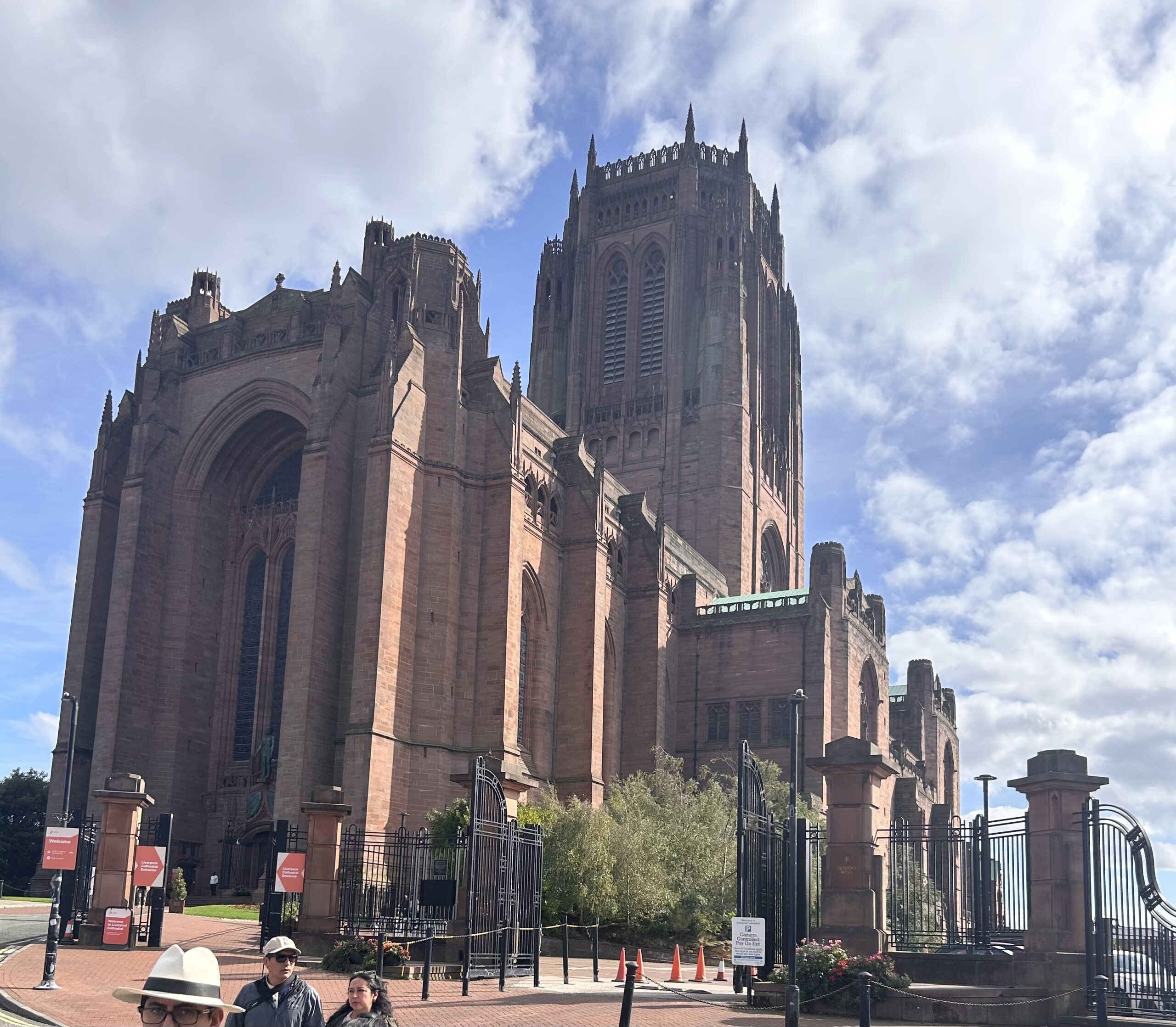 England: Day 9, Rock ‘n Rolling through Liverpool!